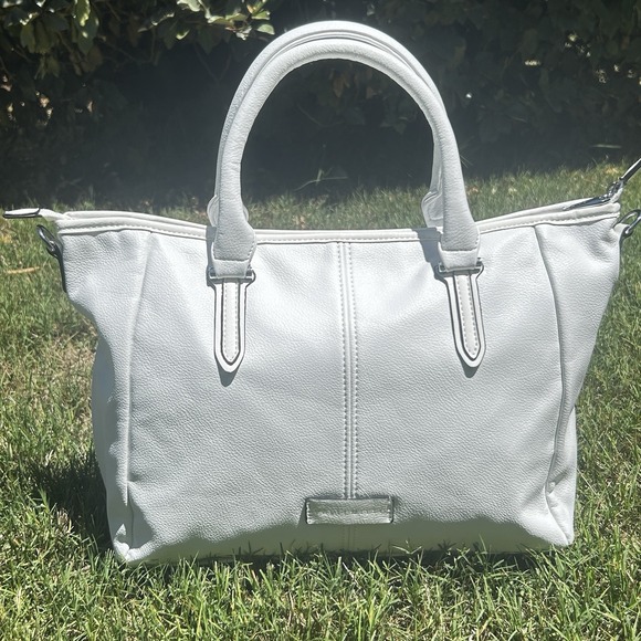 Valle Mitto Eco Soft White Faux Leather Handbag Satchel Purse 16‎ X 11 x 6 New - Picture 1 of 8